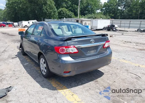 2013 Toyota Corolla Le z USA, uszkodzony, nr VIN 2T1BU4EE2DC928512